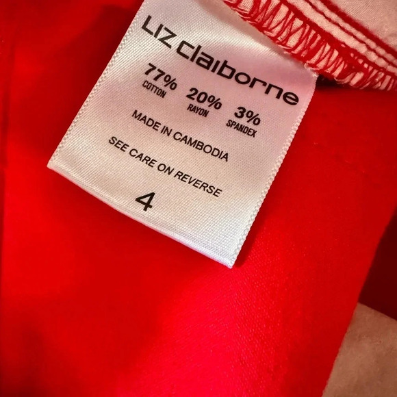 Liz Claiborne Slim Ankle Pants Sits At Waist Red Women Size 4 Ankle Zippers New - Picture 6 of 7